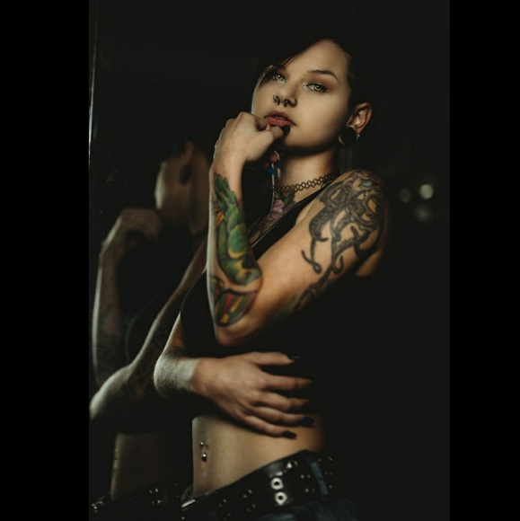 Meet your Posher, Brittany - Picture 1 of 1